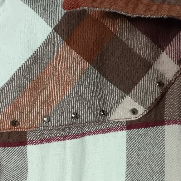Cowgirl Up Womens Size XL Brown Plaid Western Shirt Pearl Snap With Rhinestone - Picture 5 of 10